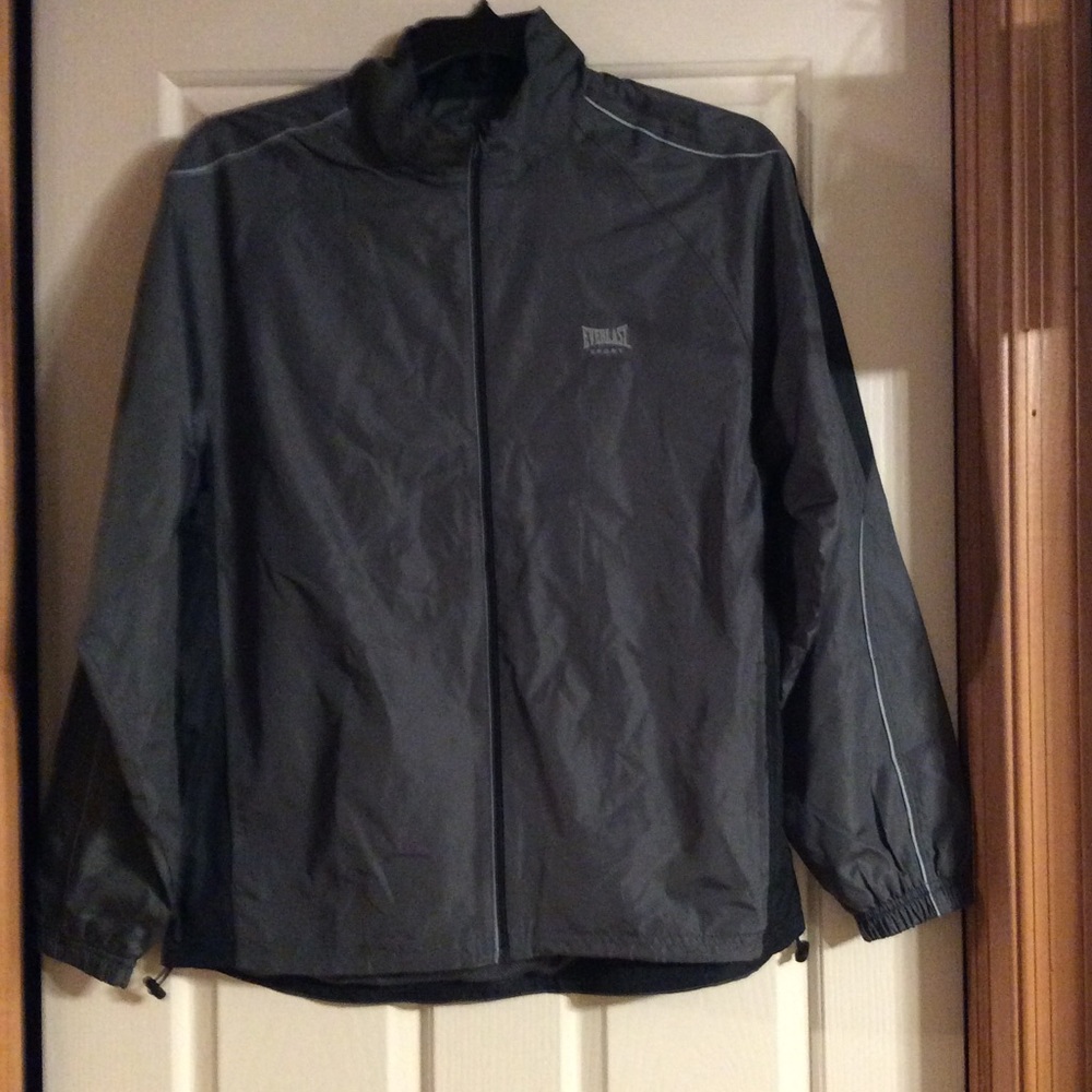 Men's medium Everlast sport windbreaker